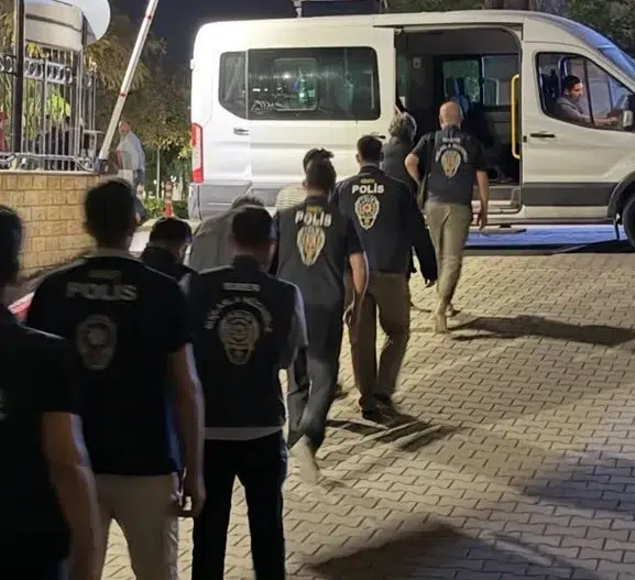Yatırım vaadiyle milyonları çarptılar: 12 ilde eş zamanlı operasyon