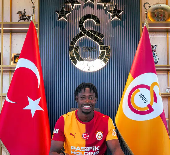 Galatasaray'da savunma hattına dev takviye: Bitshiabu resmen açıklandı