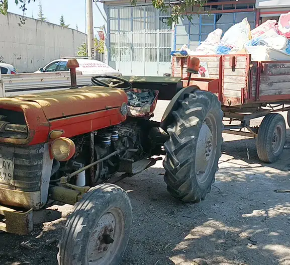 Burdur'da traktörle dehşet saçan ehliyetsiz sürücüye ağır fatura