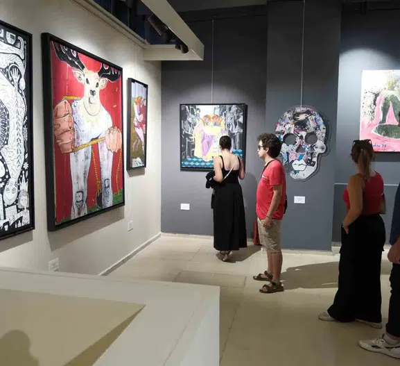 İzmir'in Kalbinde Sanat Rüzgarı: Kültürpark'ta Geçmişten Geleceğe Yolculuk
