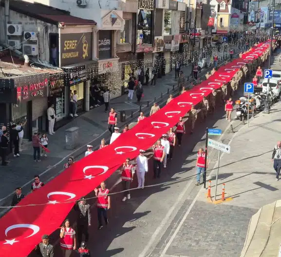 Süleymanpaşa'da Vefa Yürüyüşü: Gazilerimiz İçin Omuz Omuza