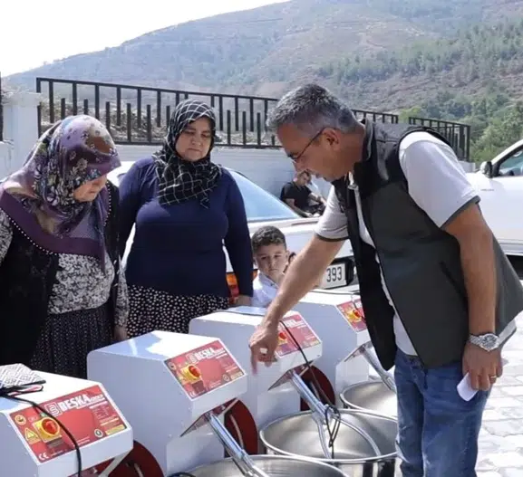 Tahtaköprü'de üretim seferberliği: 67 aileye milyonluk teknolojik destek
