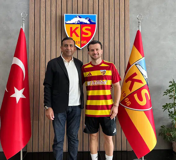 Kayserispor'da transferin son saatlerinde hareketli dakikalar: Bir imza daha geldi
