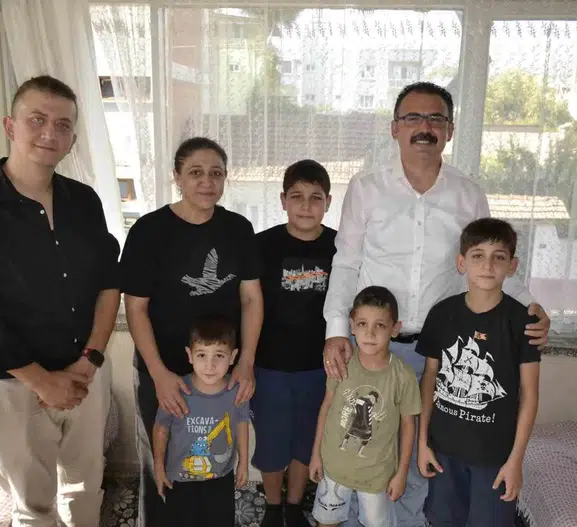 Sultanhisar'da kapı kapı dolaşan ziyaretler: Kaymakam Ateş vatandaşın evine konuk oldu