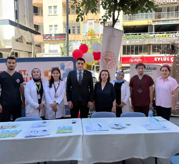 Hakkari meydanında sağlık seferberliği: Bedeninize kulak vermenin tam zamanı