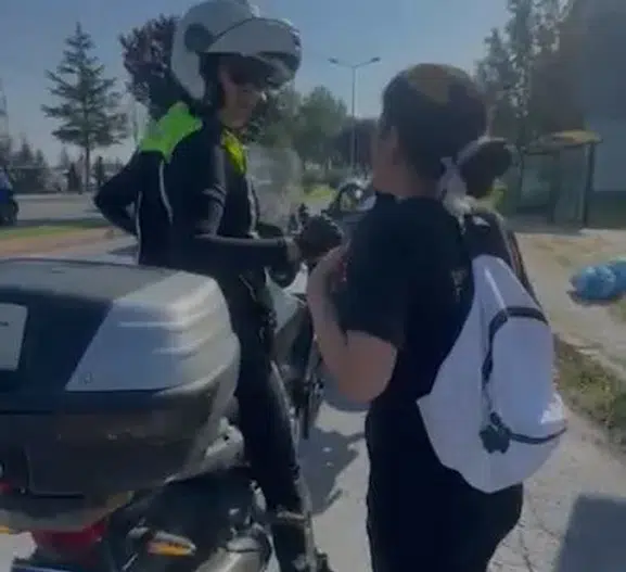 KPSS maratonunda polis desteği: Sınav kapıları kapanmadan yetiştiler