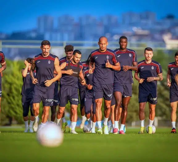 Trabzonspor'da Yeni Transfer Sahaya İndi: Gençlerbirliği Hazırlıkları Hız Kesmiyor