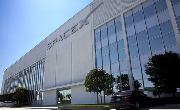 SpaceX  rekor kırarak halka arz edilecek