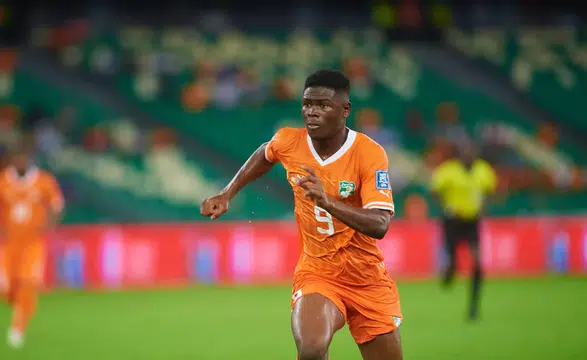 Fenerbahçe'de gözler derbiye çevrilmişken transfer bombası patladı: Hedefteki isim Karim Konate