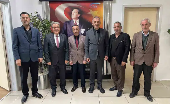 Emekliler Sosyal Güvenlik Haftası için SGK kapısını çaldı