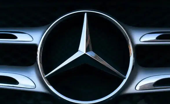 Mercedes-Benz'den kritik karar: 144 bin araç servise çağrılıyor