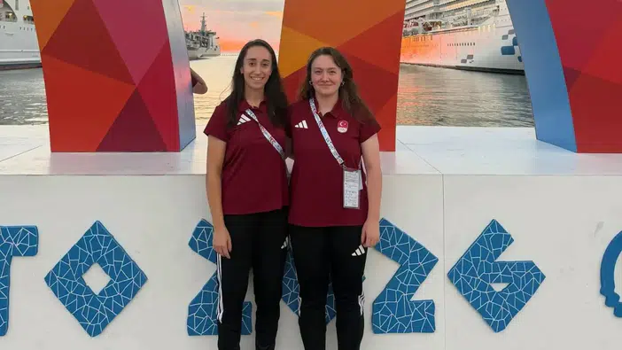 Erzincanlı melekler İtalya'da finale bir adım kala