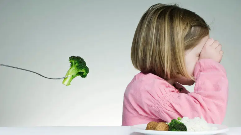 Et mi sebze mi? Bilim dünyası anne babaların en büyük ikilemini masaya yatırdı