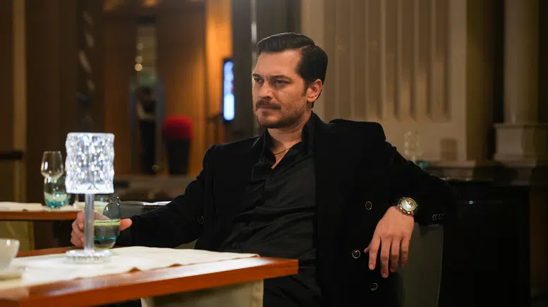 Çağatay Ulusoy Diziden Ayrılacak mı? Eşref Rüya Bitiyor! (İddia)