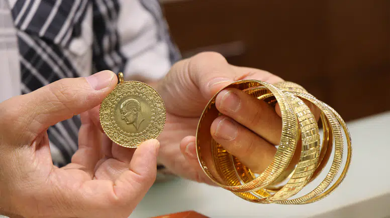 Altın haftayı düşüşle kapatmaya hazırlanıyor