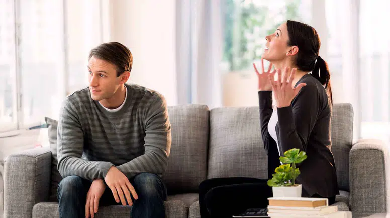 İlişkide sessiz istismar: Manipülasyonun 3 tehlikeli işareti