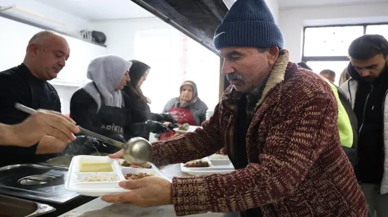 Ramazan’da ocaklar sönüyor: Bu köyde kimse evde iftar pişirmiyor