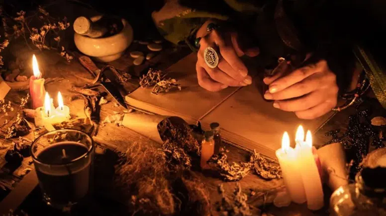 Sevgililer Günü öncesi sahte medyum operasyonu