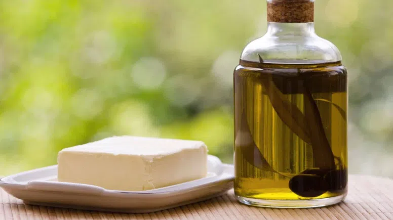 Tereyağı mı zeytinyağı mı? 2026 bilimsel verileriyle 'en sağlıklı yağ' raporu