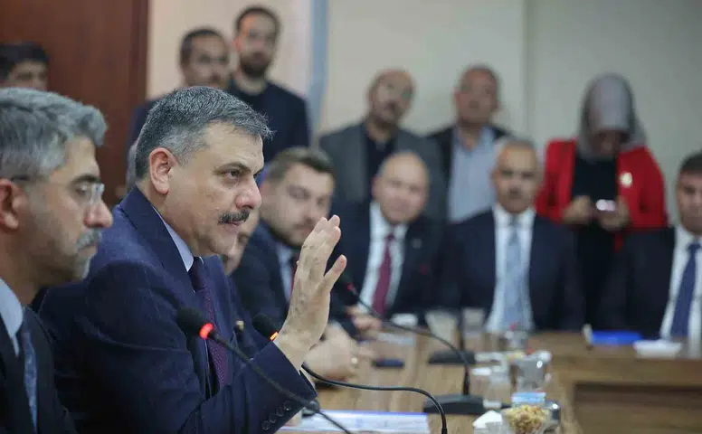 İçişleri Bakanı Çiftçi Erzurum teşkilatıyla bir araya geldi