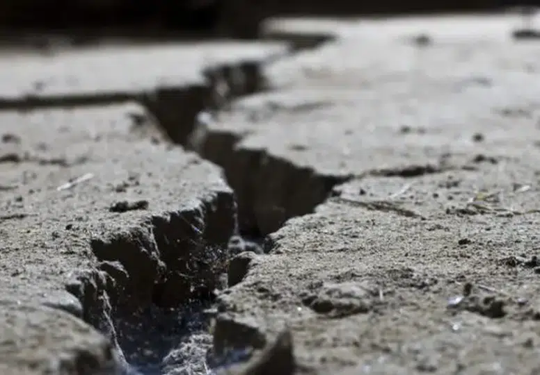 Biri bitmeden diğeri başladı: 30 saniye arayla iki büyük deprem!
