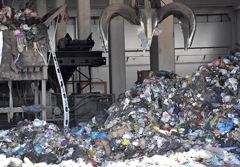 Çorlu'da vicdanları sızlatan olay: Çöp sahasında bebek cesedi bulundu