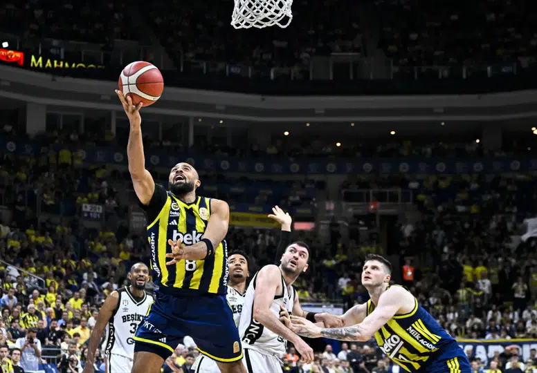 eşiktaş final serisine galibiyetiyle giriş yaptı