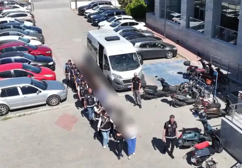 Sahte engelli raporuyla 100 milyon liralık vurgun yapan çete çökertildi