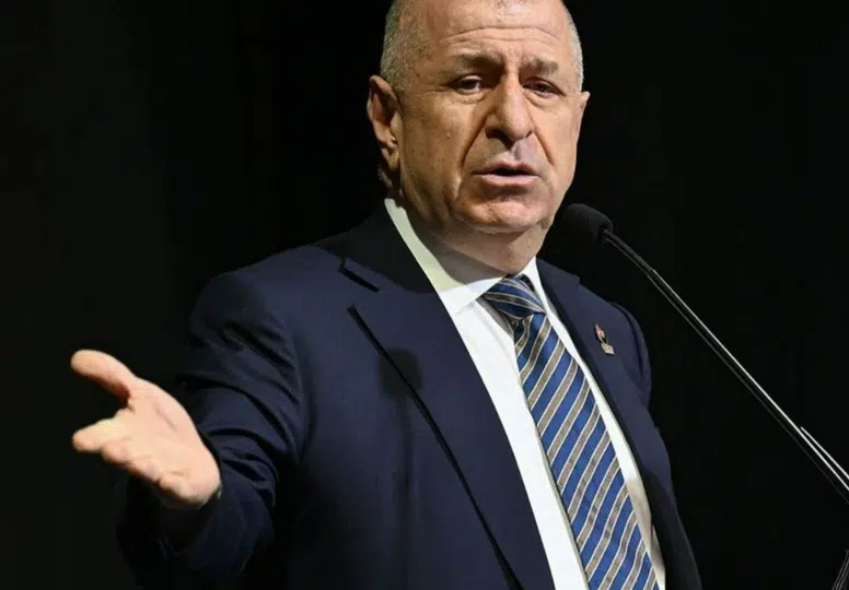 Gençlerin engeli kalkıyor: Ümit Özdağ'dan başarıya özel vaat