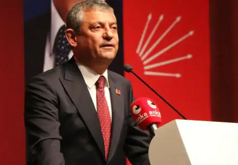 CHP’de yol ayrımı: Yeni partisiyle sahneye çıkıyor