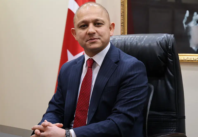 CHP'den ayrıldı: Özgür Özel'in kurduğu YENİ Parti'ye katıldı