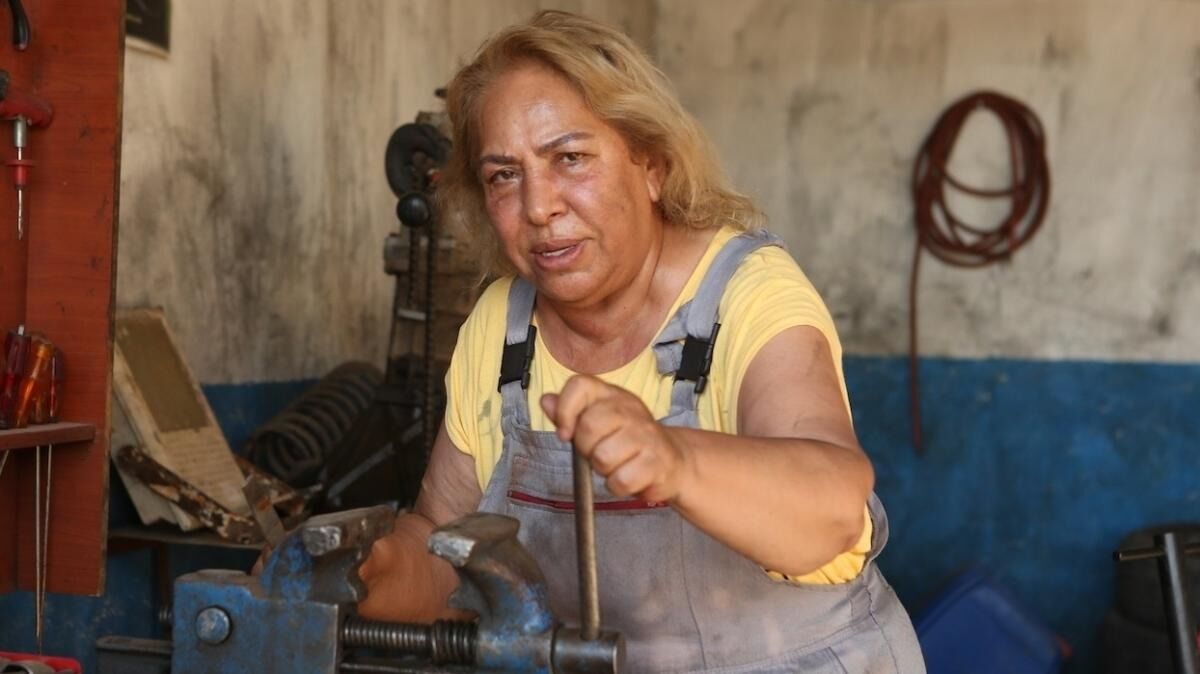 Dilber Ay'ın Gerçek Adı Ne 5