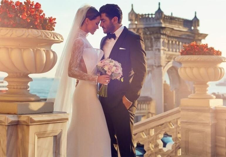 Ebru Şallının Eşi Kimdir