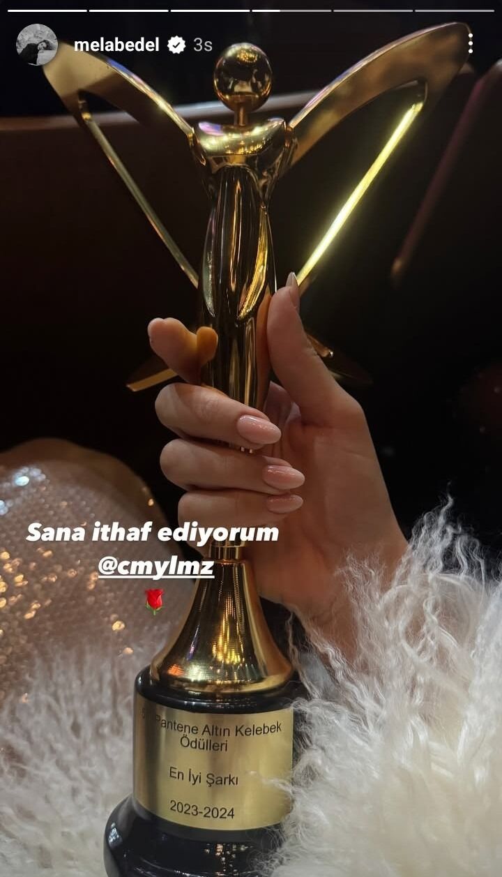 Mela Bedel Kaç Yaşında 8