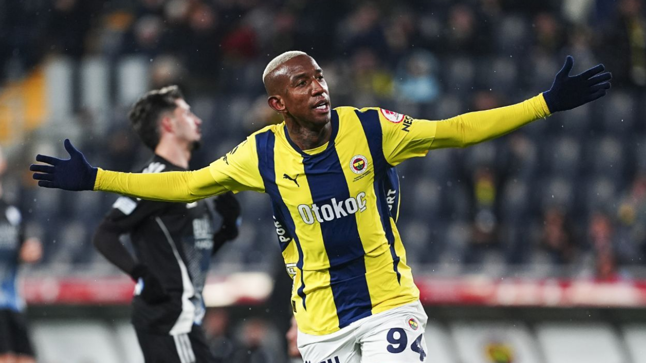Süper Lig’de ara transfer dönemi hızlı geçti: İşte son gün atılan imzalar 5