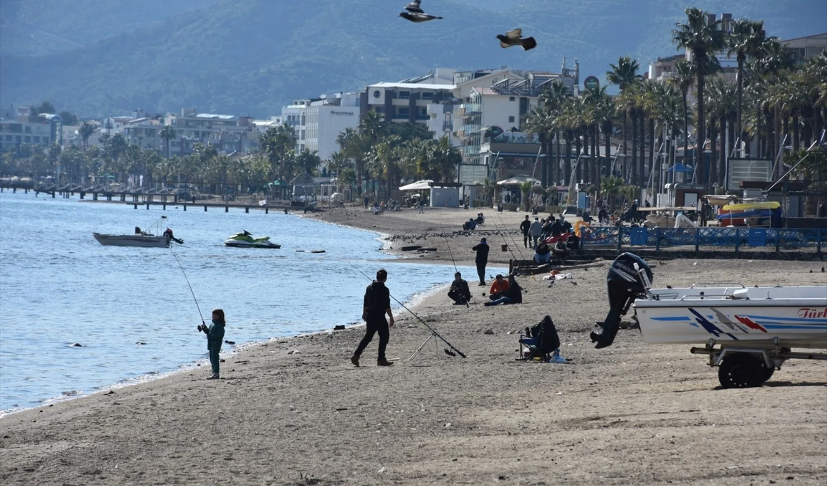 Marmaris ve Fethiye'de deniz suyu çekildi 4