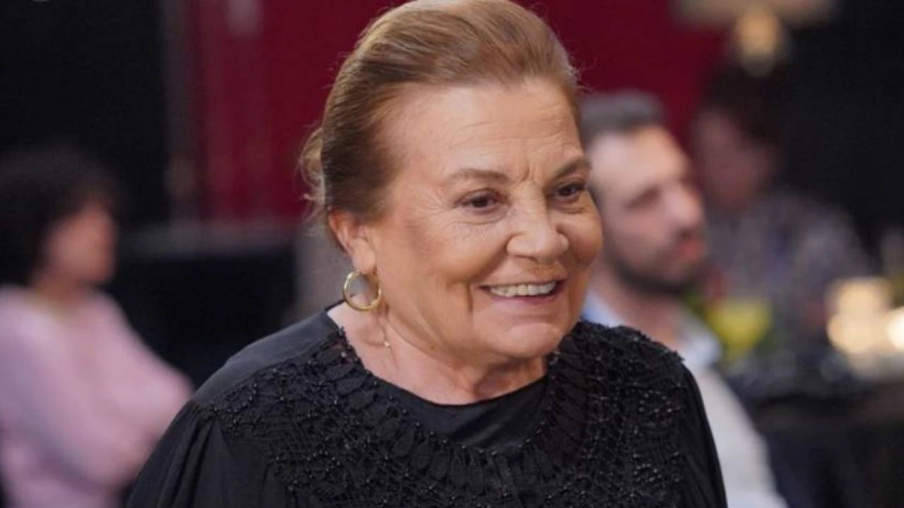 Ayşecan Tatari Ve Edip Tepeli Ayrıldı Mı Annesi Aliye Uzunatağan Sessizliğini Bozdu (3)