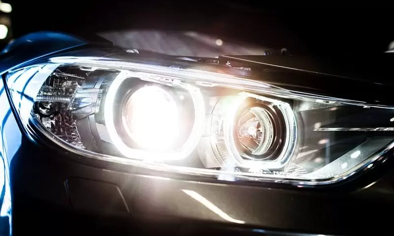 B M W F30 F31 D E P O Angel Eyes Look Halogen Headlights 9 800X480