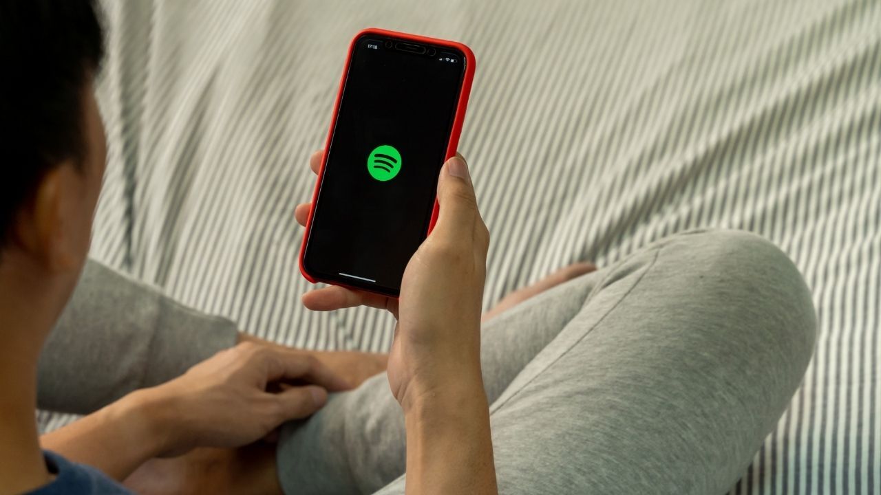 Spotify 2024 Gelir Raporunu Açıkladı 10 Milyarlık Telif Ödemesi Yapıldı! (2)