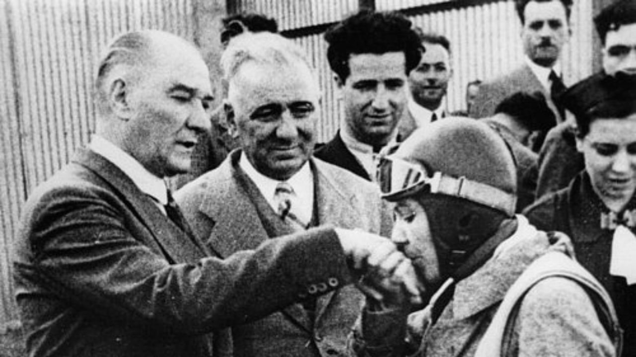 Türkiye’nin Ilk Kadın Pilotu Bedriye Tahir Gökmen (1)