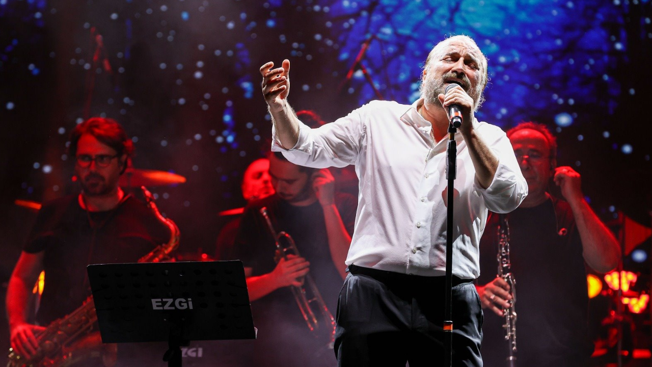 Volkan Konak’ın Yıllar Öncesi Sözleri Yürek Burktu ‘’Bayramda Ölenlere Çok Üzülüyorum’’ (1)