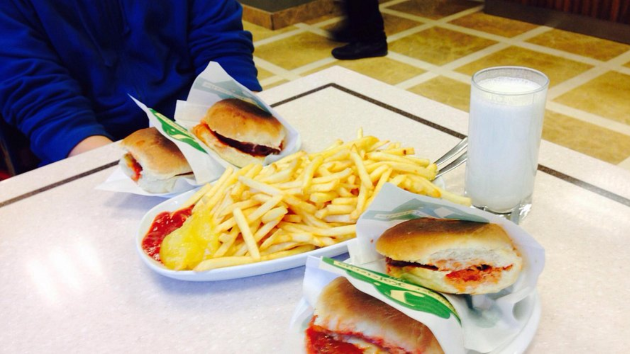 İstanbul’un En İyi Hamburger Durakları 12