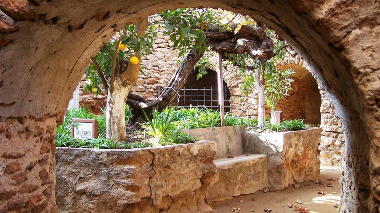 Mağaralar, kiliseler ve şelalaler: Turistlerin gözdesi 12 yeraltı harikası 7