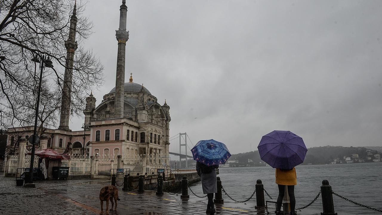 Akom'dan İstanbul Için Uyarı Fırtına Geliyor-1