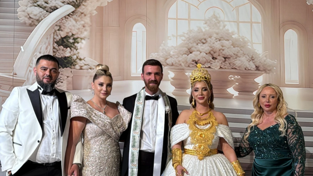 Aleyna Dalveren’in Milyon Dolarlık Aşiret Düğünü Cam Fanusta Altın, Sahnede İbrahim Tatlıses