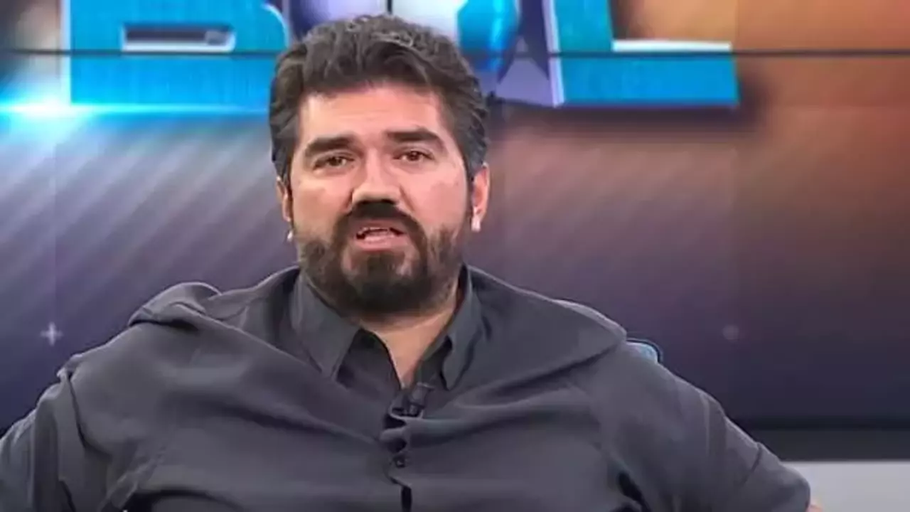 Beyaz Futbol’da Deprem Rasim Ozan Kütahyalı Yayına Veda Etti! (1)