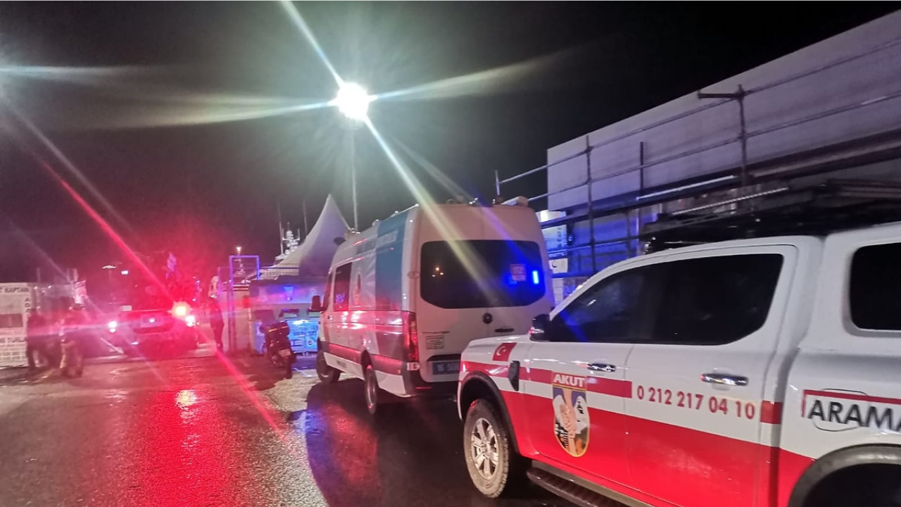 Budo Feribotunda Alev Alarmı Denizin Ortasında Panik Dolu Dakikalar