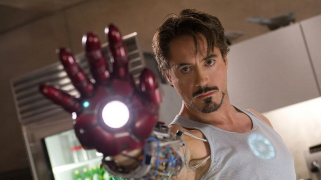 Doctor Doom Maskesinin Altında Tony Stark Mı Var (1)
