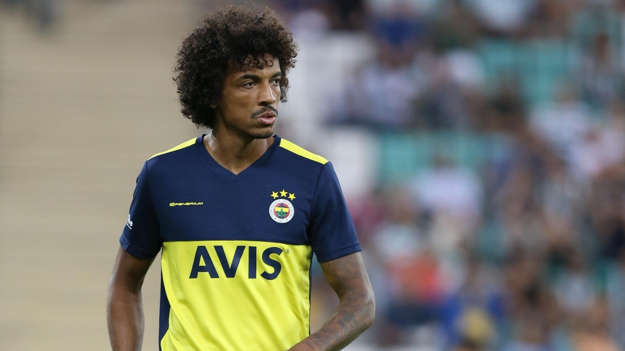 Fenerbahçe’nin Eski Futbolcusundan Kötü Haber Luiz Gustavo’nun Kariyeri Bitebilir (1)