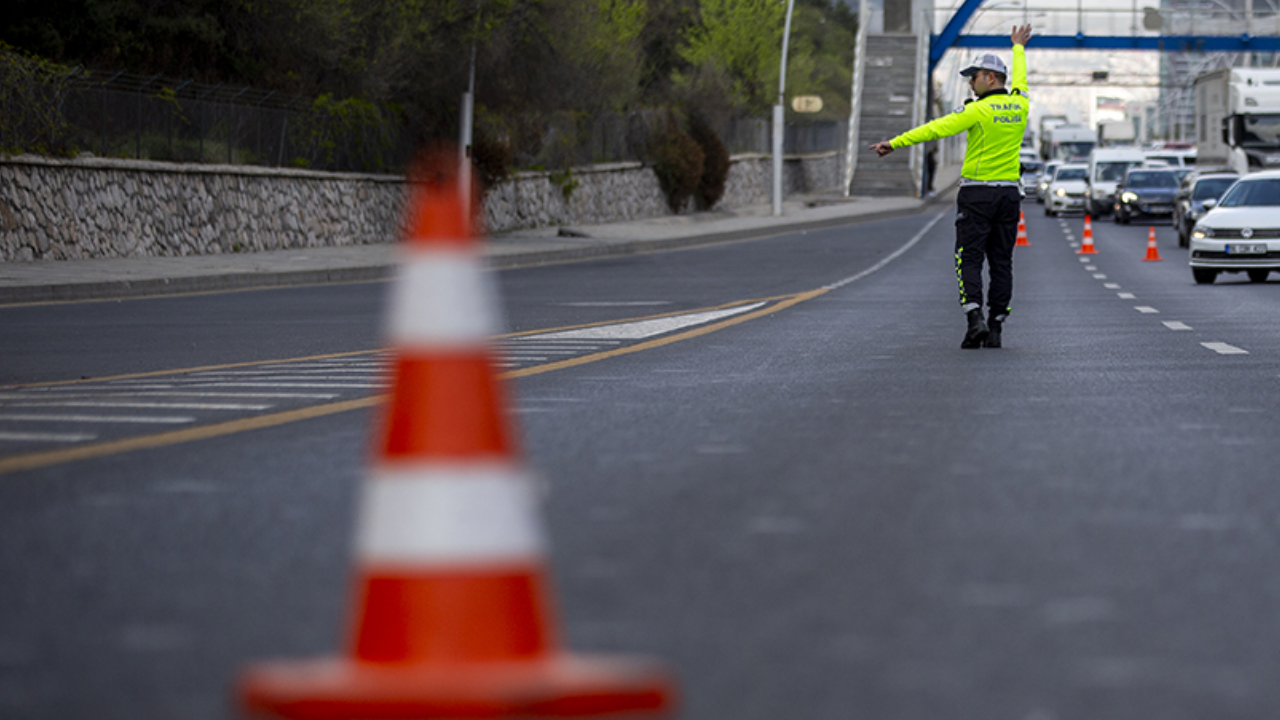 İstanbullular Dikkat! Evden Çıkmadan Önce Bakın Bu Yollar Trafiğe Kapatılacak! (1)